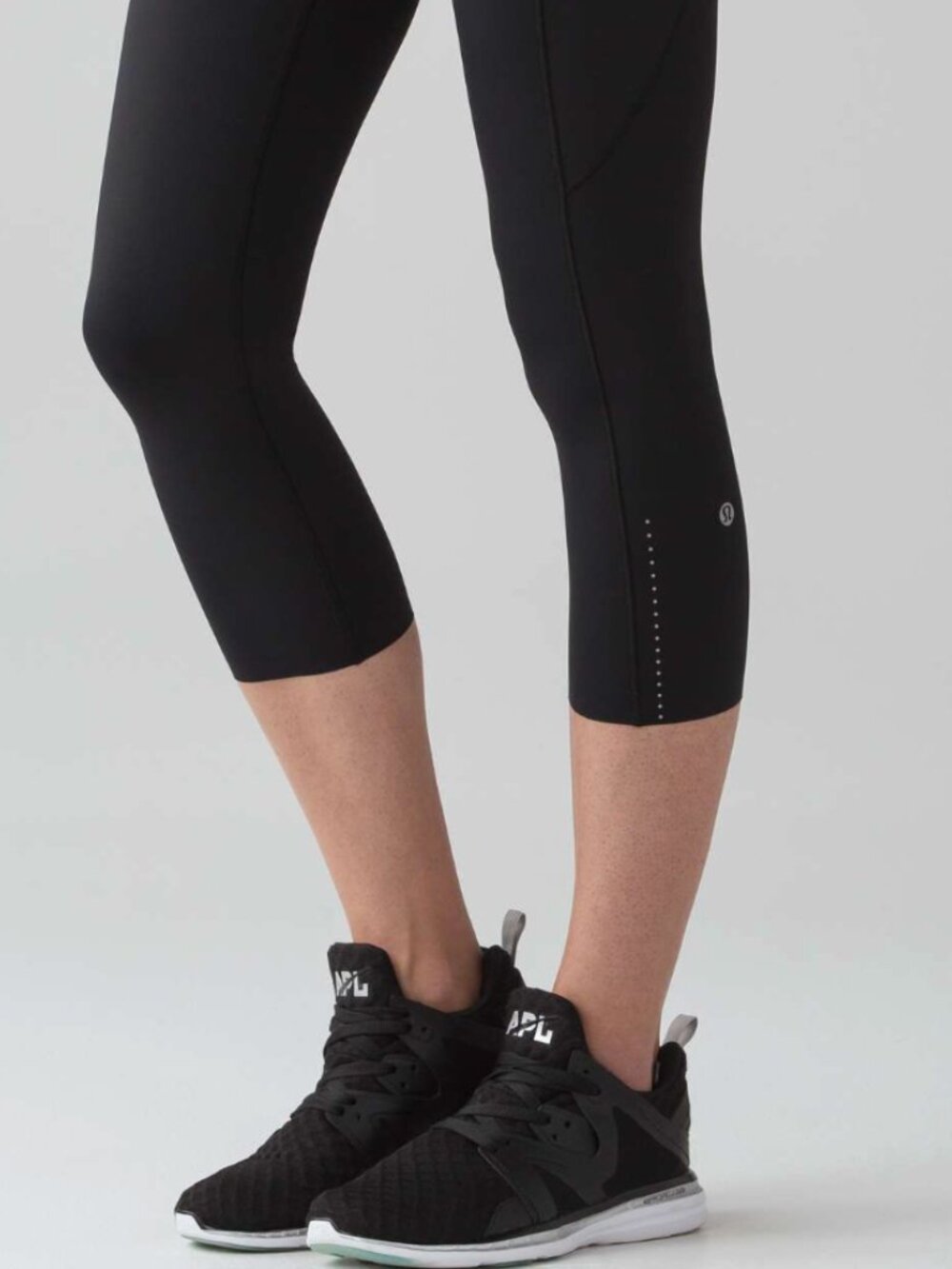 Lululemon Fast & Free Crop II *Nulux 19" Black or Green - Picture 5 of 7